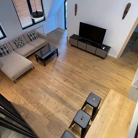 Lyra Haven Loft Апартаменты Скопье